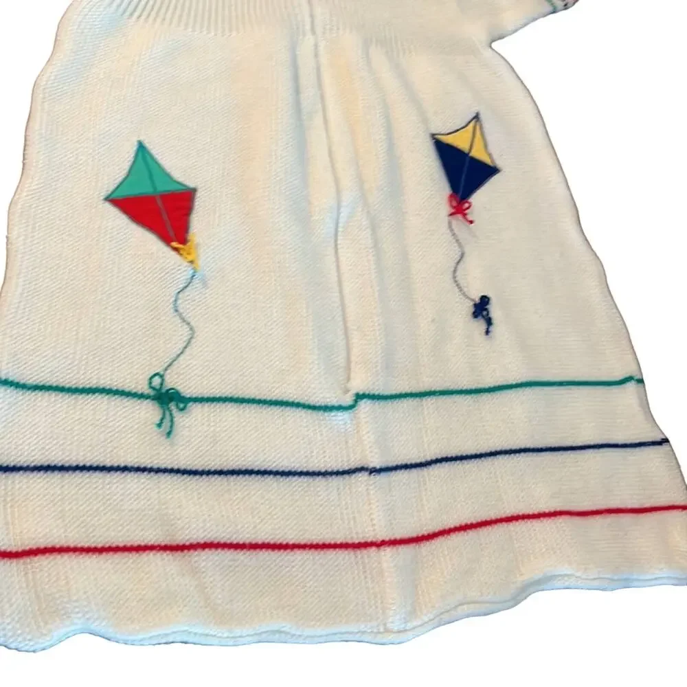 Vintage Knitted White Bunting with Kites